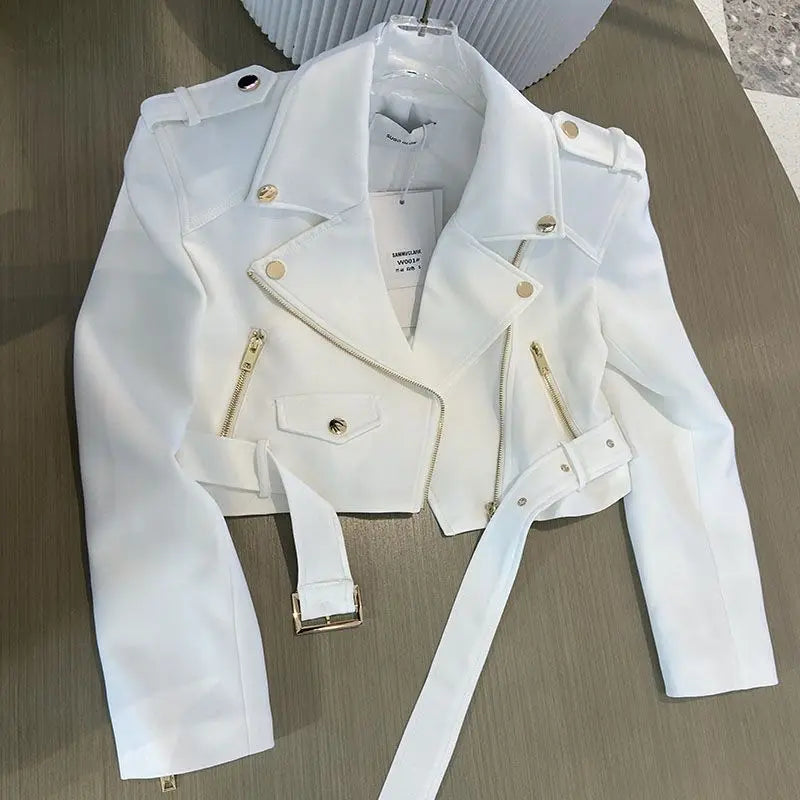 Joker suit collar