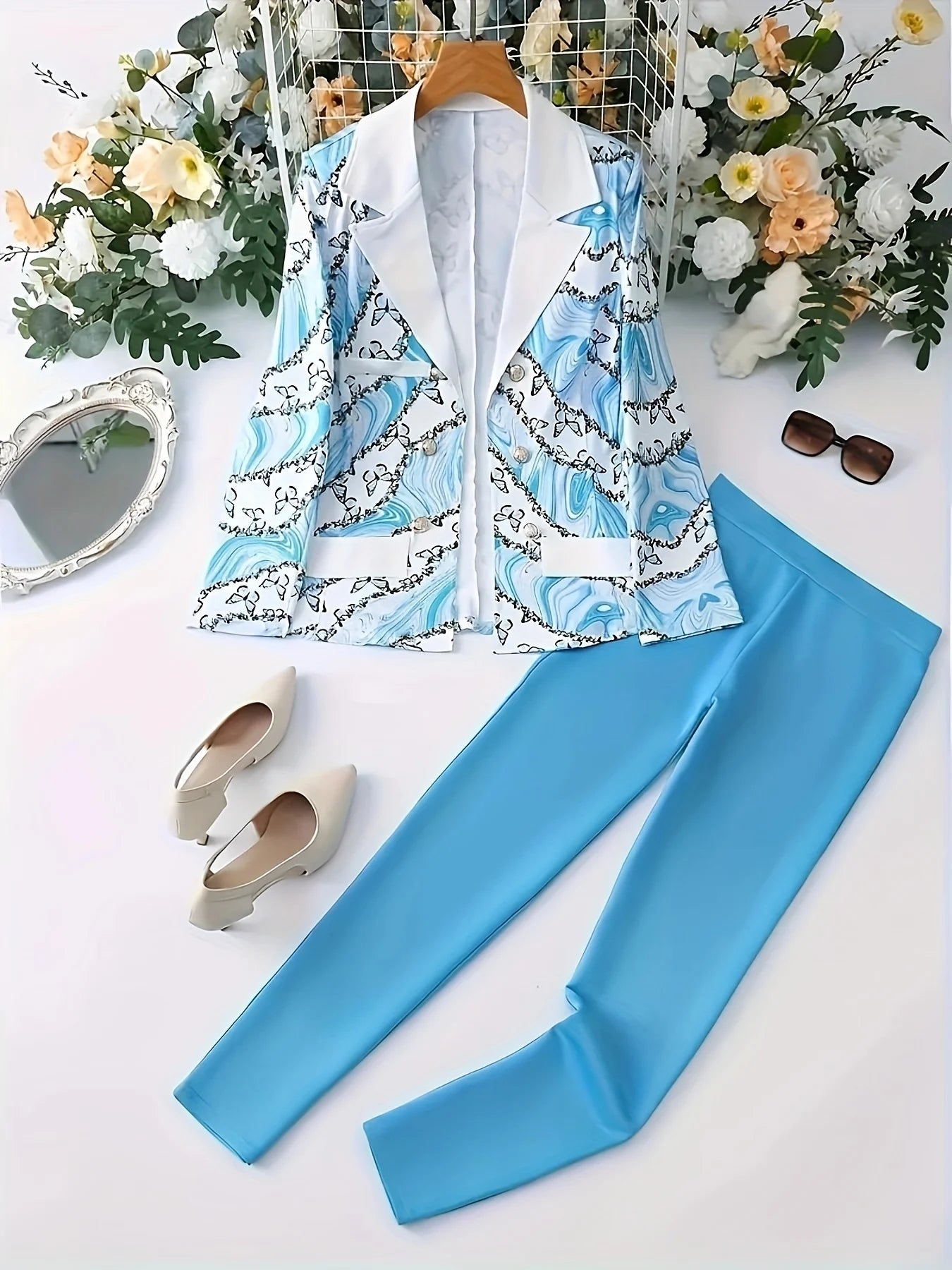 Elegant Butterfly Print Two-Piece Set, Long-Sleeved Lapel Suit Jacket and Slim-Fit Pants, Suitable for Office and Work